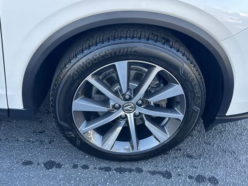 Certified 2025 Acura MDX w/Technology Package image 14