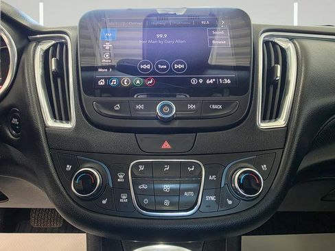 Used 2021 Chevrolet Malibu Premier image 17