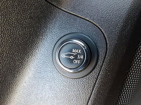 Used 2019 GMC Acadia SLE FWD image 20