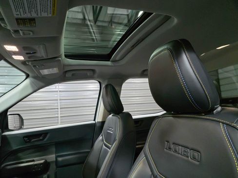 Used 2025 Ford Maverick Lobo image 20