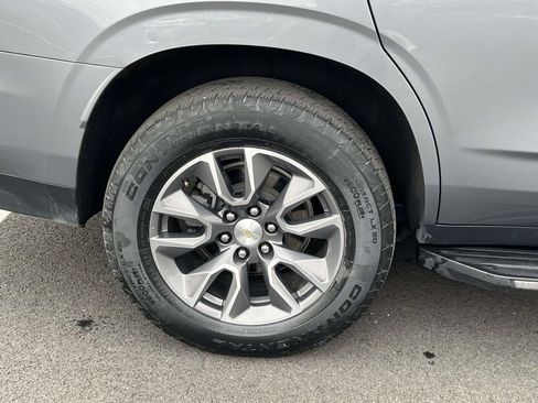 Used 2022 Chevrolet Tahoe LT w/ Luxury Package AWD/4WD image 8