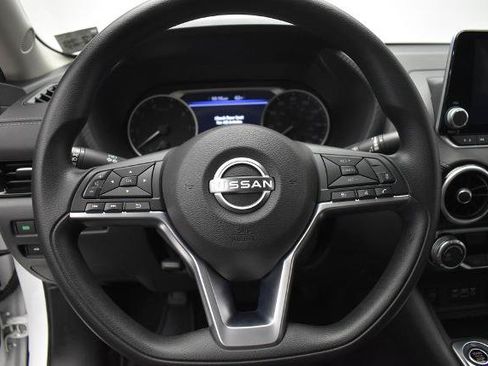 Certified 2025 Nissan Sentra SV FWD image 16