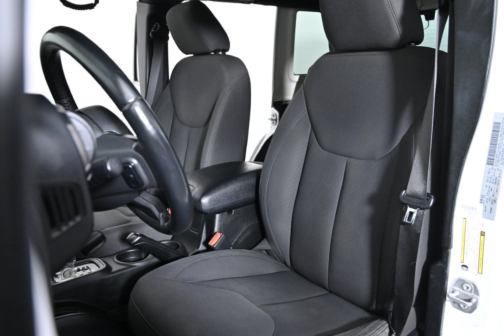 Used 2018 Jeep Wrangler Unlimited Sport S AWD/4WD image 20