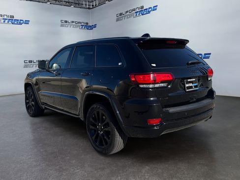 Used 2019 Jeep Grand Cherokee Altitude image 7