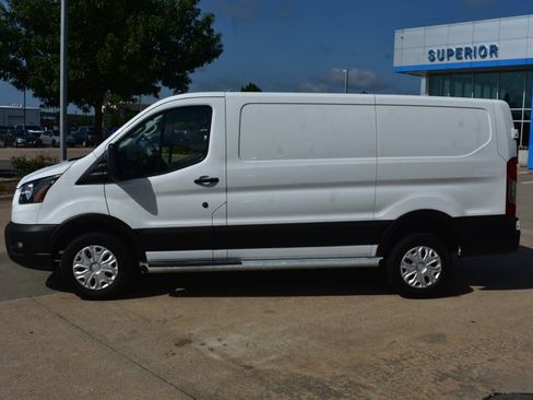 Used 2025 Ford Transit 250 Low Roof w/ Exterior Upgrade Package RWD image 9