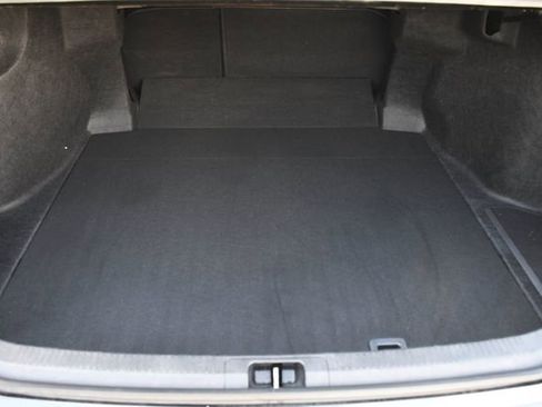 Used 2025 Toyota Camry LE w/ Convenience Package image 31