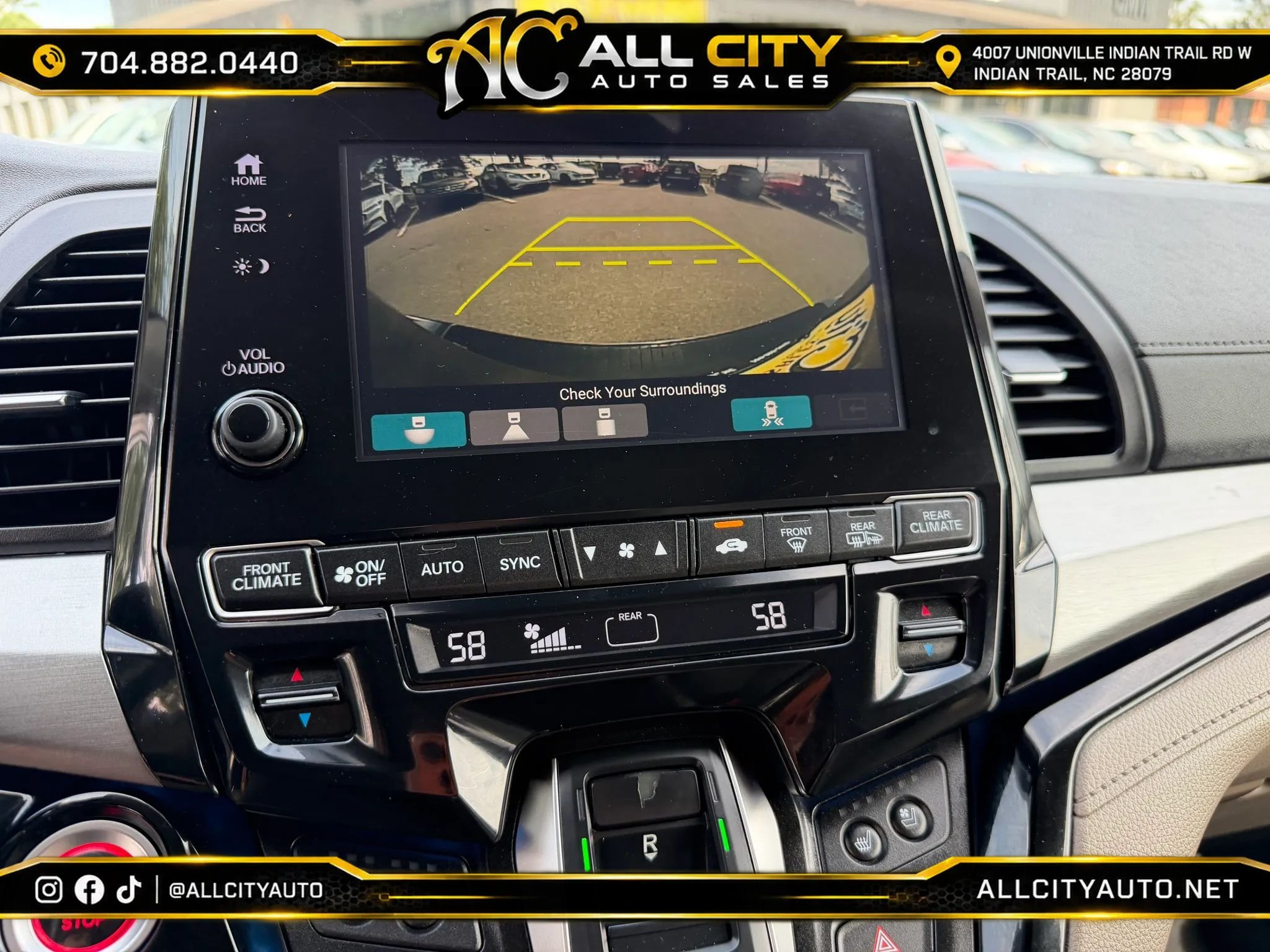 Used 2018 Honda Odyssey Elite image 32