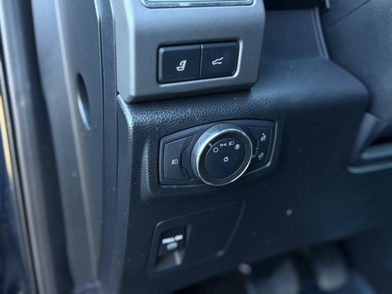 Used 2021 Ford Expedition XLT AWD/4WD image 28