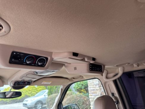 Used 2004 Ford Excursion Limited AWD/4WD image 15