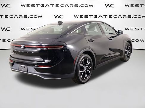 Used 2024 Toyota Crown AWD/4WD image 44