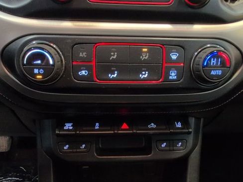 Certified 2016 GMC Canyon SLT w/ Driver Alert Package AWD/4WD image 24