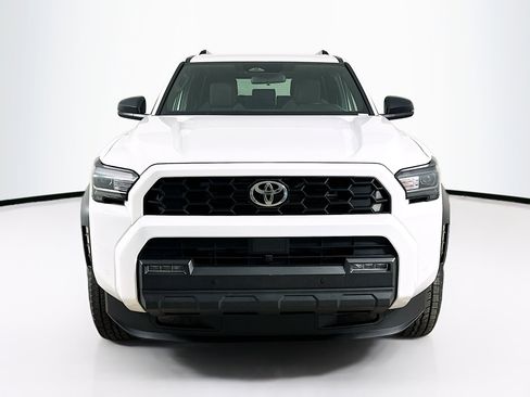 Used 2025 Toyota 4Runner TRD Off-Road image 2