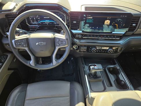 Used 2023 Chevrolet Silverado 1500 ZR2 w/ Technology Package AWD/4WD image 13