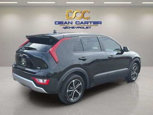 Used 2025 Kia Niro LX FWD image 5