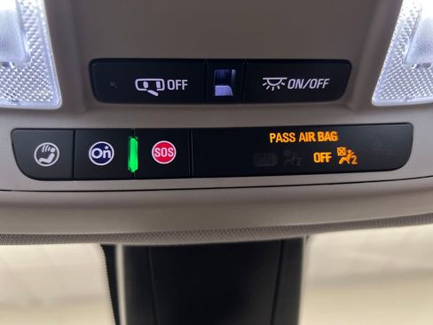 Used 2025 Chevrolet Blazer LT FWD image 59