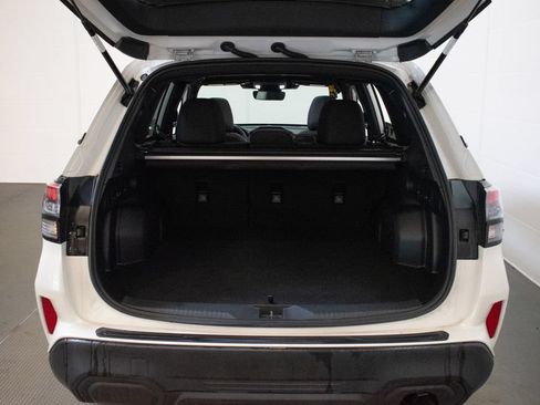 Used 2026 Subaru Forester Premium AWD/4WD image 24