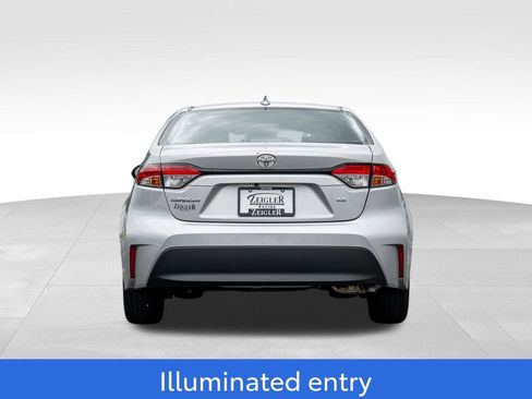 Used 2024 Toyota Corolla LE FWD image 6