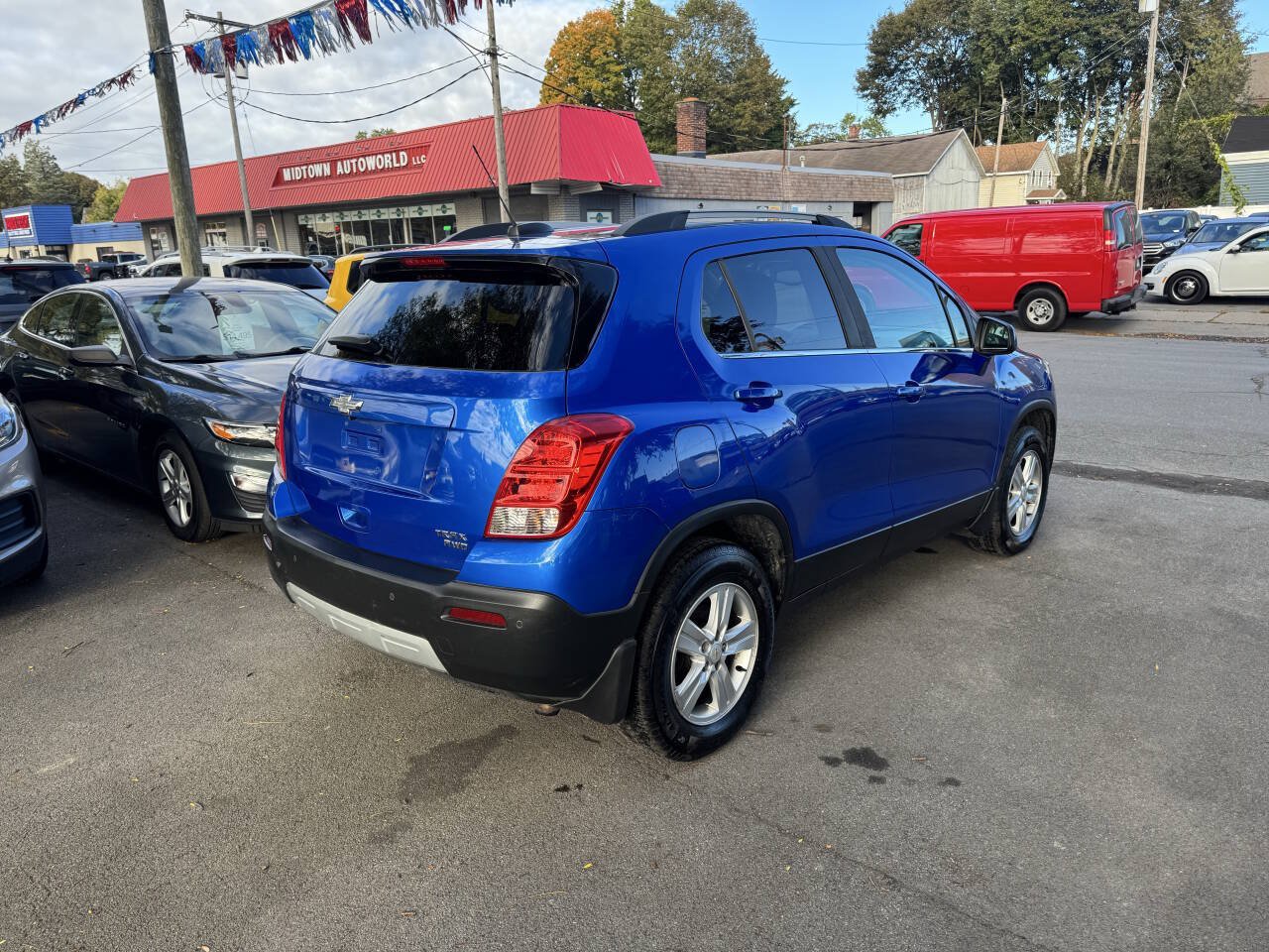 Used 2016 Chevrolet Trax LT w/ LT Convenience Package AWD/4WD image 4