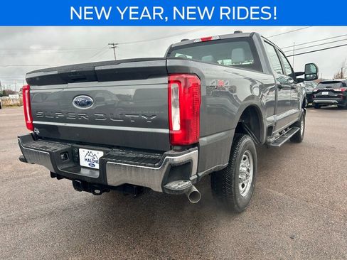 New 2026 Ford F250 XL w/ XL Chrome Package image 5