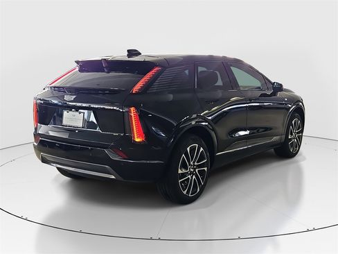 New 2025 Cadillac Optiq Sport 1 image 3