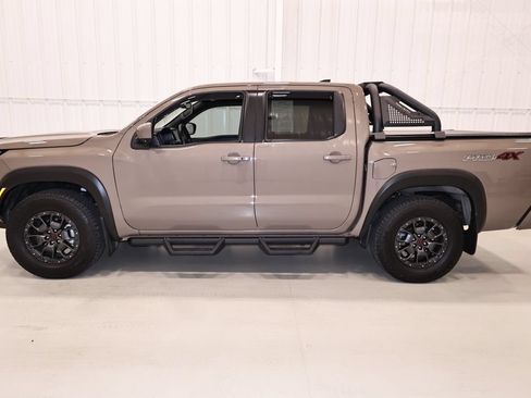 Used 2023 Nissan Frontier PRO-4X w/ Pro-4X Premium Package AWD/4WD image 7