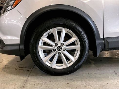 Used 2019 Nissan Rogue Sport S w/ Appearance Package AWD/4WD image 7