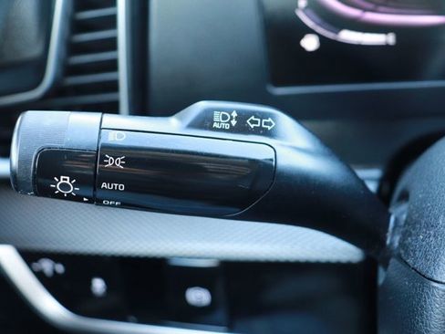 Used 2023 Kia Sportage LX image 20