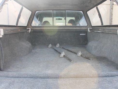 Used 2000 Ford F250 XLT image 28