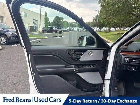 Used 2020 Lincoln Aviator Reserve w/ Equipment Group 202A AWD/4WD image 11