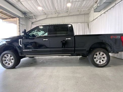 Used 2017 Ford F250 Platinum w/ Platinum Ultimate Package AWD/4WD image 26
