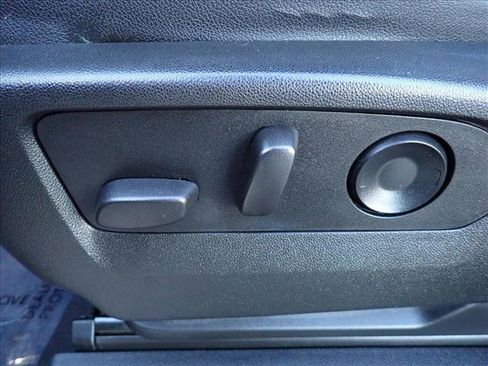 Used 2021 Chevrolet Tahoe Z71 w/ Z71 Signature Package image 15