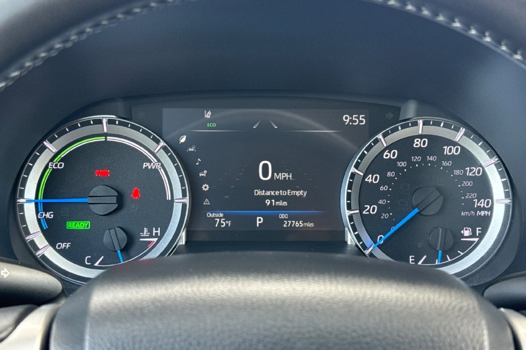 Used 2025 Toyota Highlander XLE AWD/4WD image 24