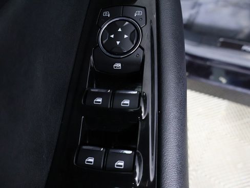 Used 2020 Ford Edge ST w/ Cold Weather Package image 36