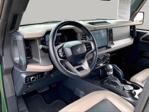 Used 2024 Ford Bronco Wildtrak AWD/4WD image 16
