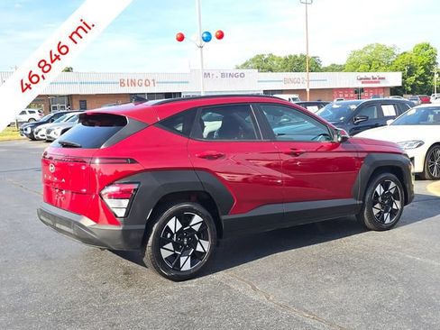 Used 2025 Hyundai Kona SEL FWD image 3