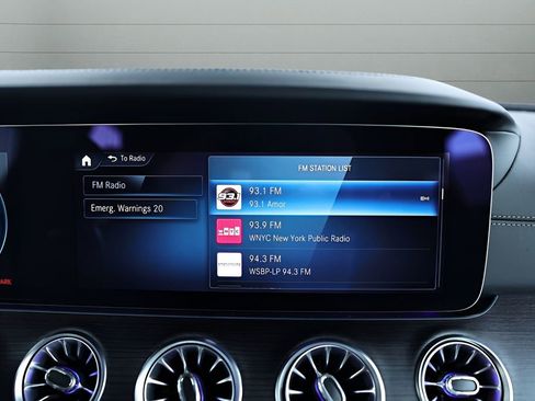 Used 2022 Mercedes-Benz AMG GT 43 image 48