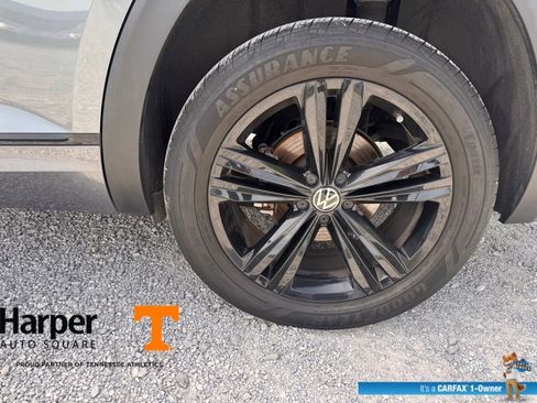 Used 2022 Volkswagen Atlas SEL R-Line AWD/4WD image 21