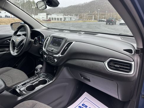 Used 2024 Chevrolet Equinox LT AWD/4WD image 34