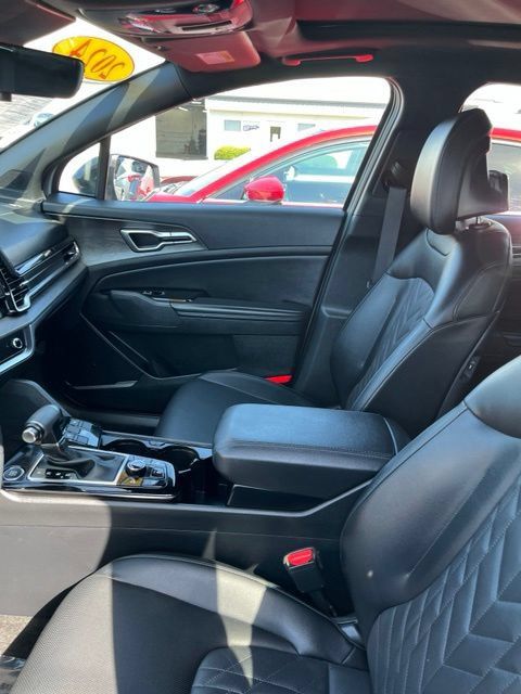 Used 2024 Kia Sportage X-Line w/ X-Line Premium Package AWD/4WD image 12