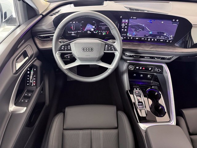 Certified 2025 Audi Q5 Premium w/ Premium Plus AWD/4WD image 11