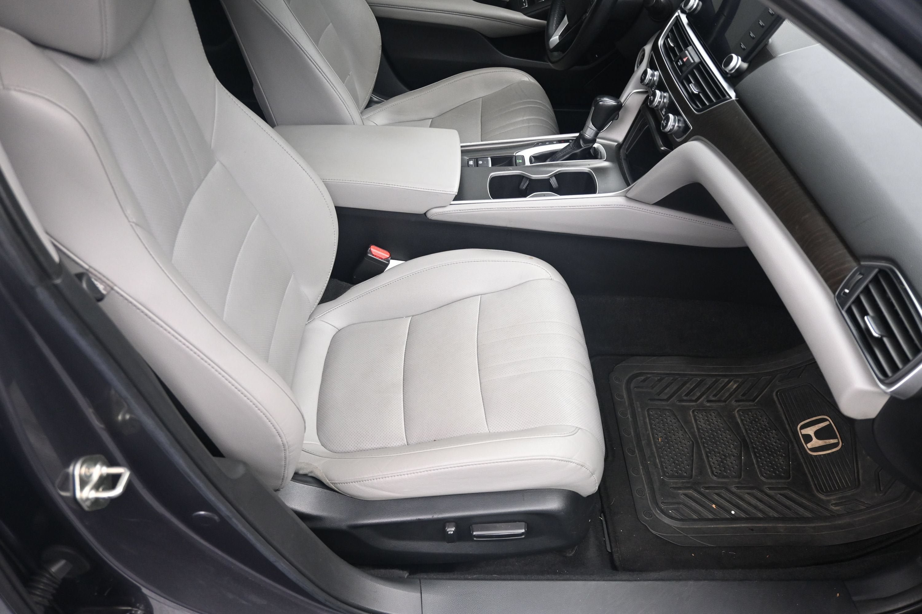 Used 2019 Honda Accord EX-L image 30