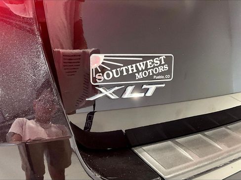 Used 2023 Ford Explorer XLT w/ Equipment Group 202A AWD/4WD image 24