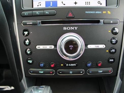 Used 2017 Ford Explorer Platinum image 23