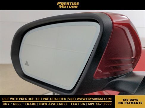 Used 2018 Mercedes-Benz GLC 300 4MATIC image 28