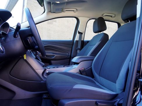 Used 2016 Ford Escape S image 17