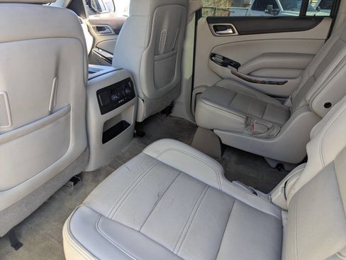 Used 2015 GMC Yukon XL Denali w/ Touring Package image 23