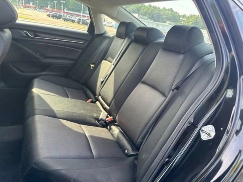 Used 2019 Honda Accord LX image 12