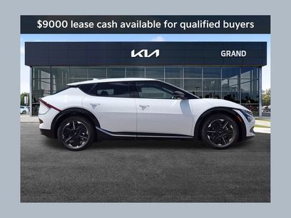 New 2026 Kia EV6 Wind