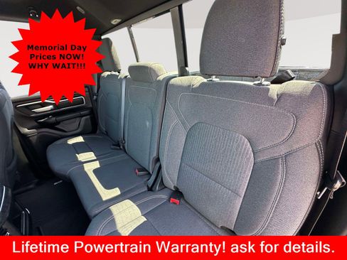 Used 2022 RAM 1500 Big Horn AWD/4WD image 25