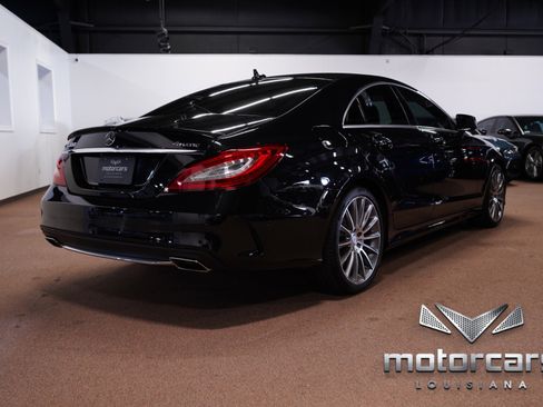 Used 2016 Mercedes-Benz CLS 400 4MATIC w/ Premium 2 Package image 7